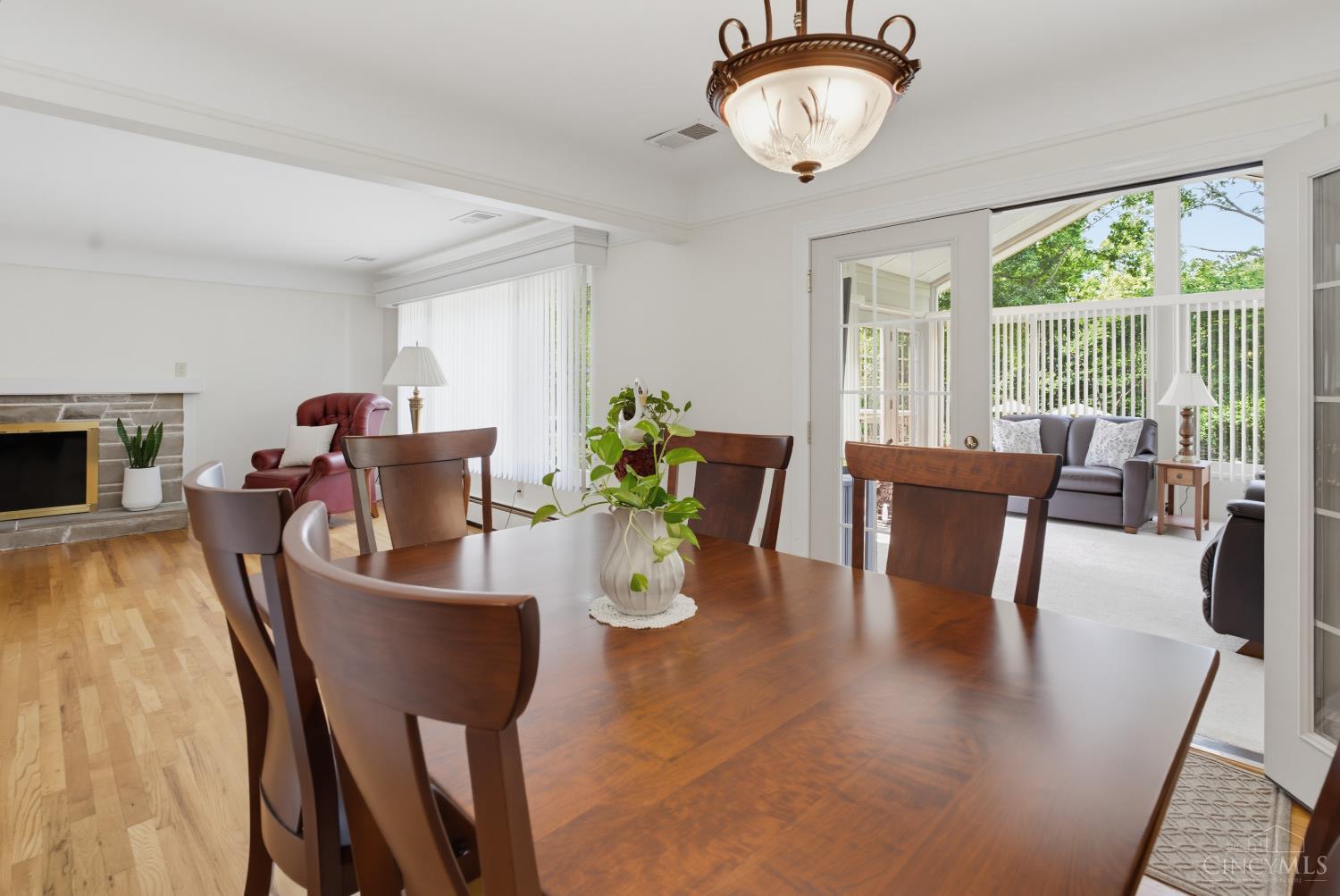 699 Eversole Road Property Photo 13
