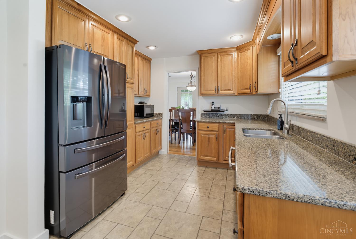 699 Eversole Road Property Photo 15
