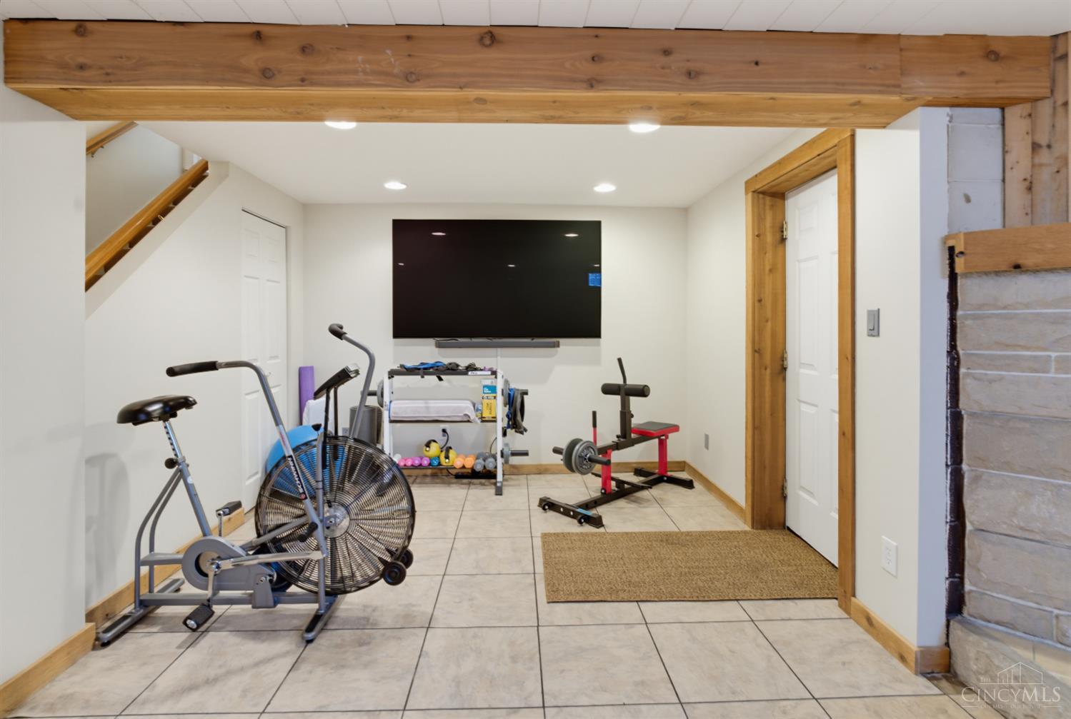 699 Eversole Road Property Photo 41