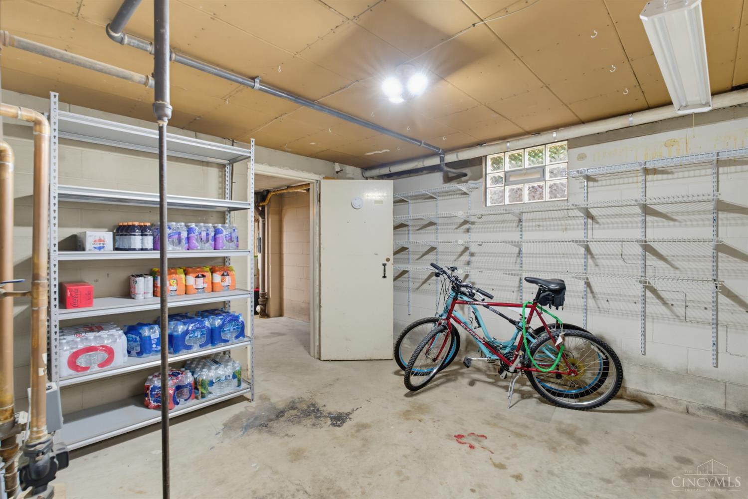 699 Eversole Road Property Photo 46