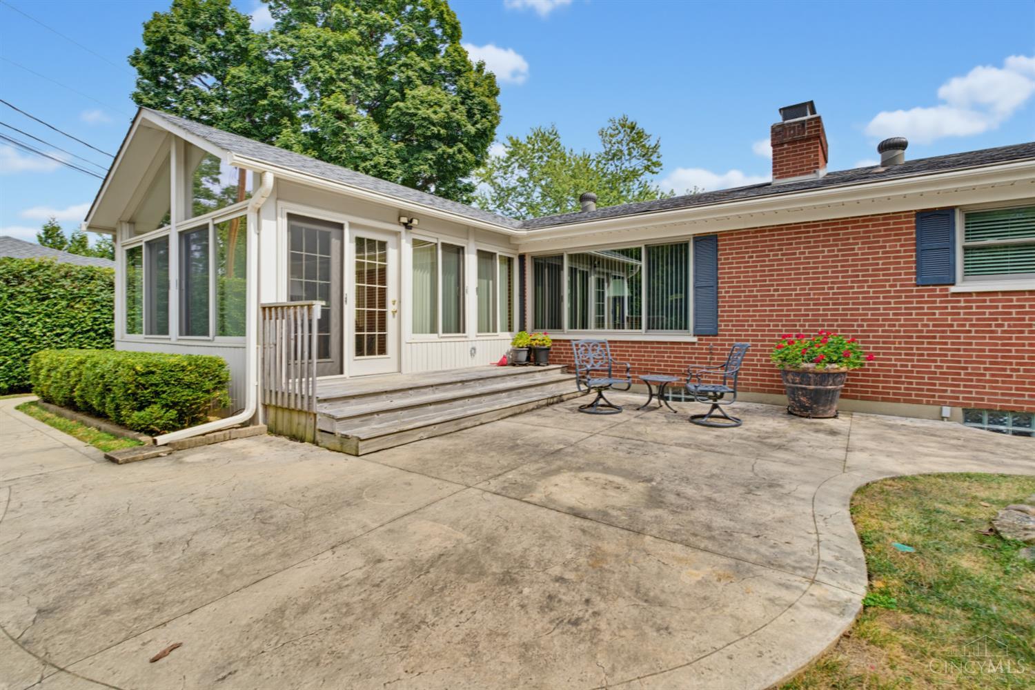 699 Eversole Road Property Photo 48