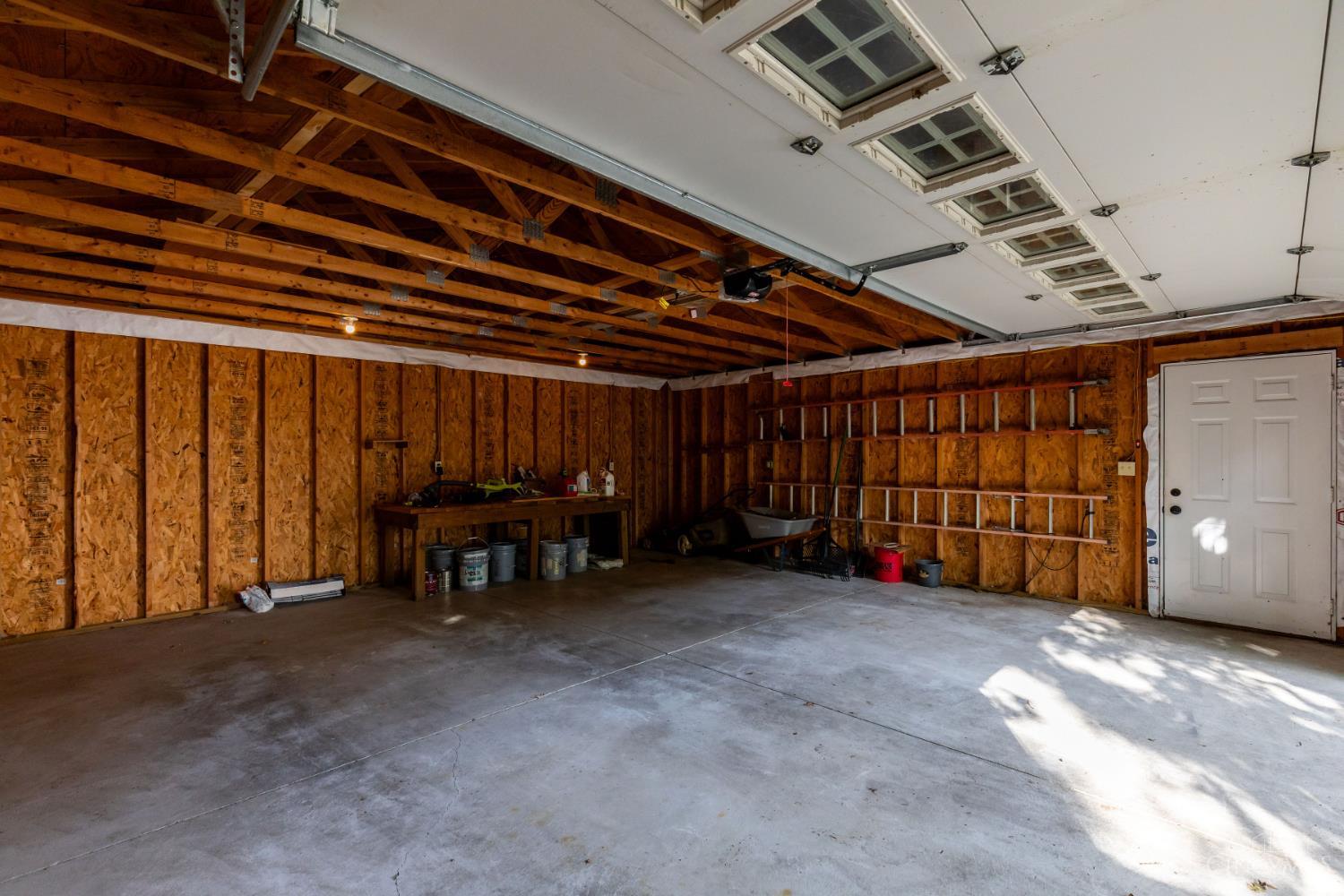4559 Smith Road Property Photo 33
