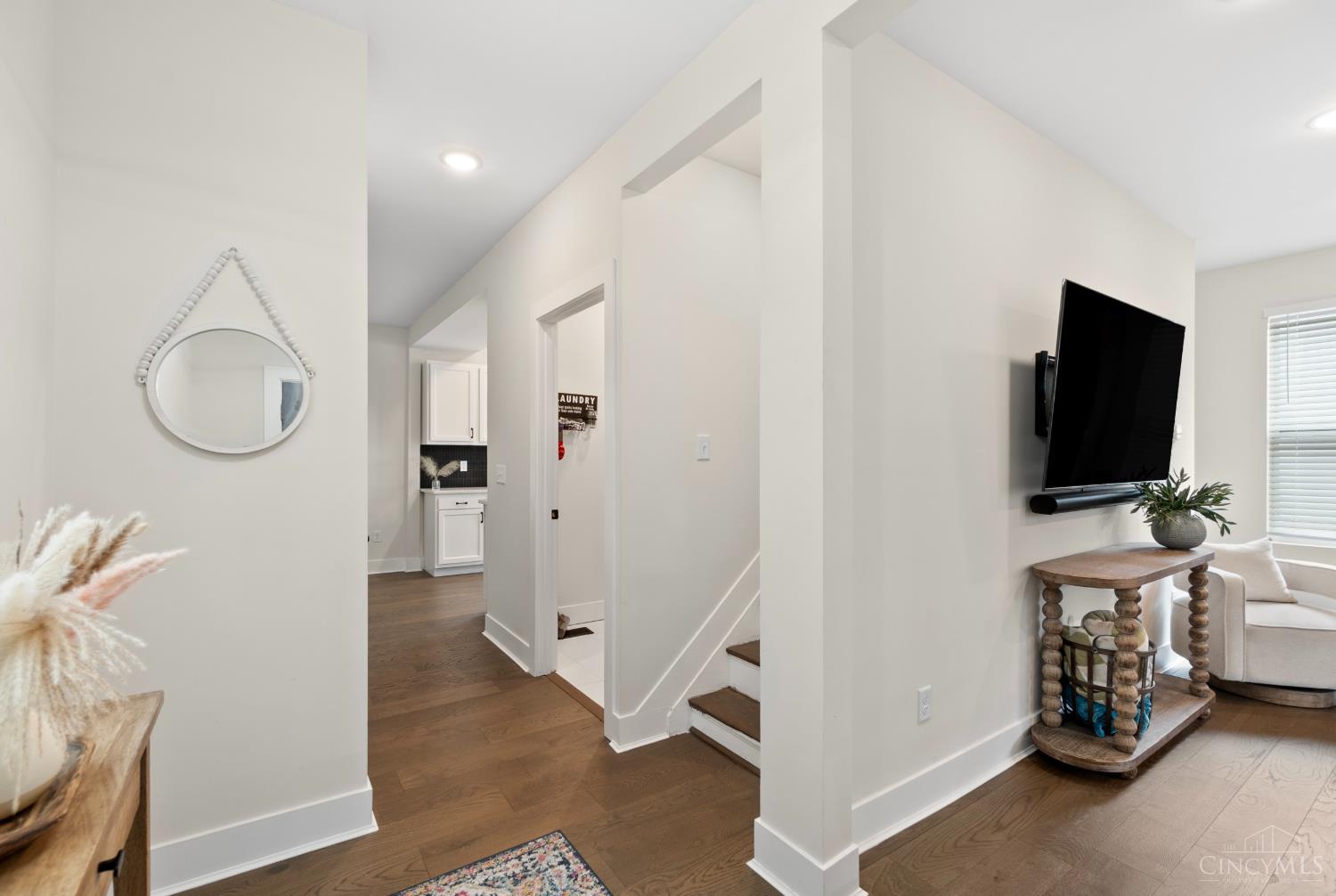 4610 Winona Terrace Property Photo 5