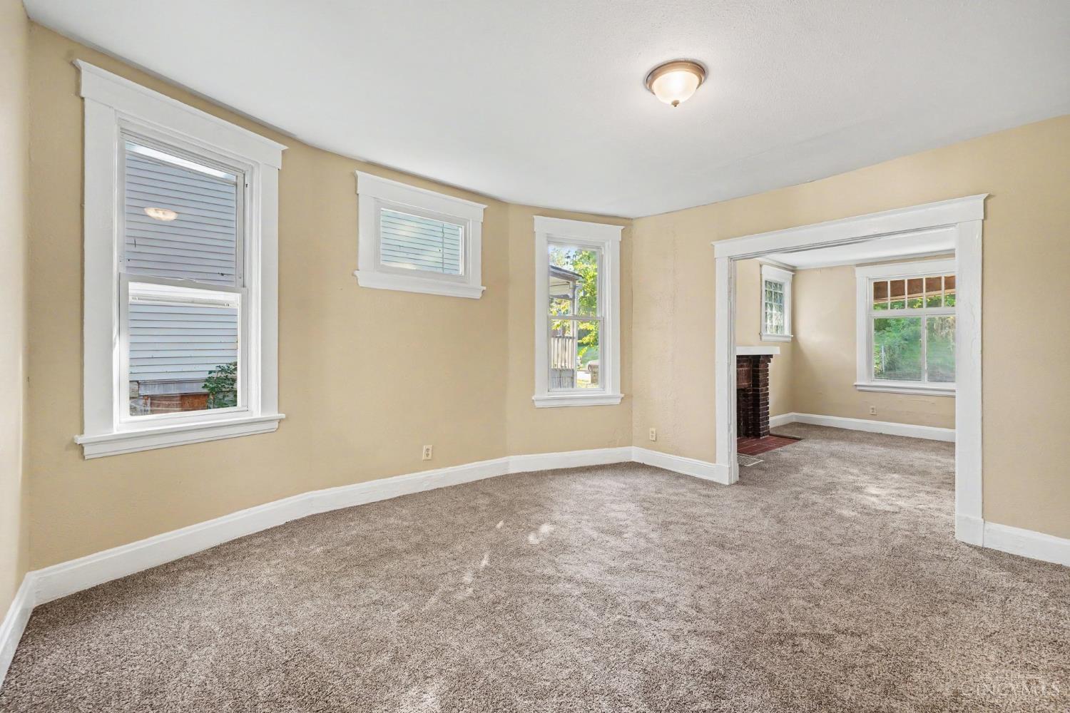 954 Elberon Avenue Property Photo 6