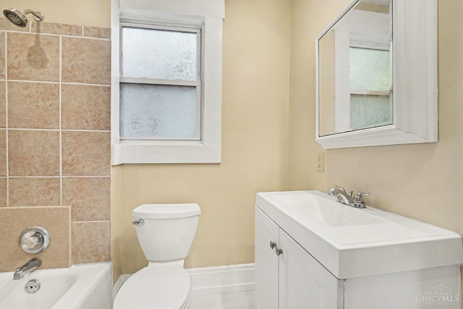954 Elberon Avenue Property Photo 10