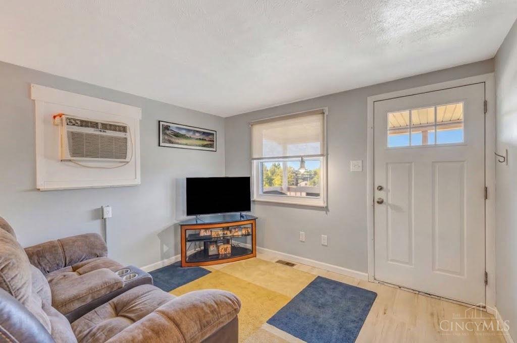 1610 Parrish Avenue Property Photo 9