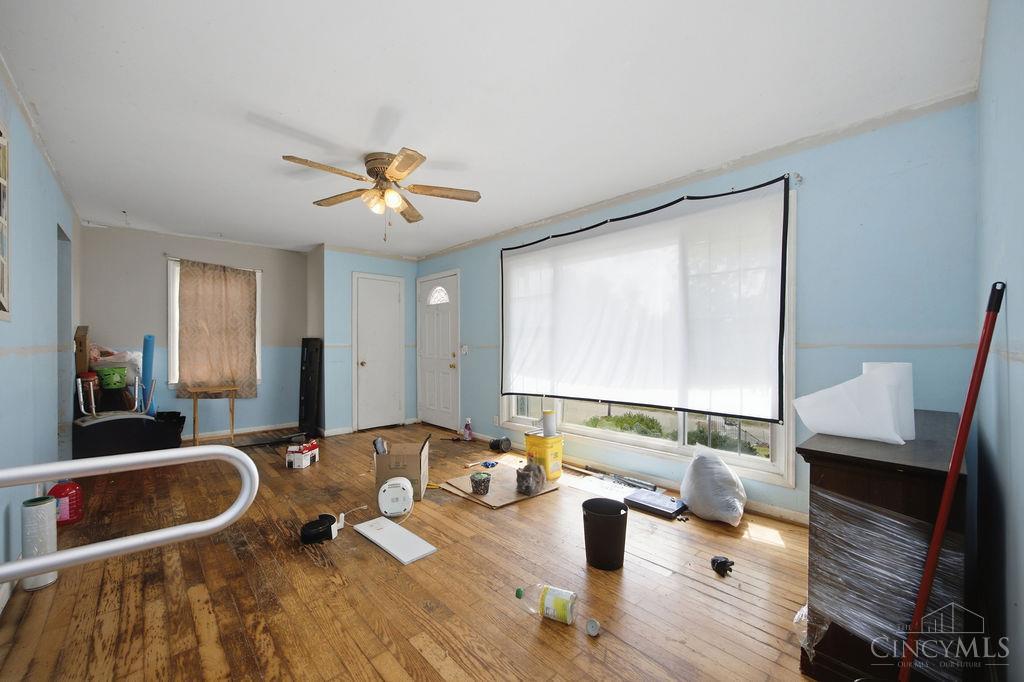 588 Valleyview Drive Property Photo 6