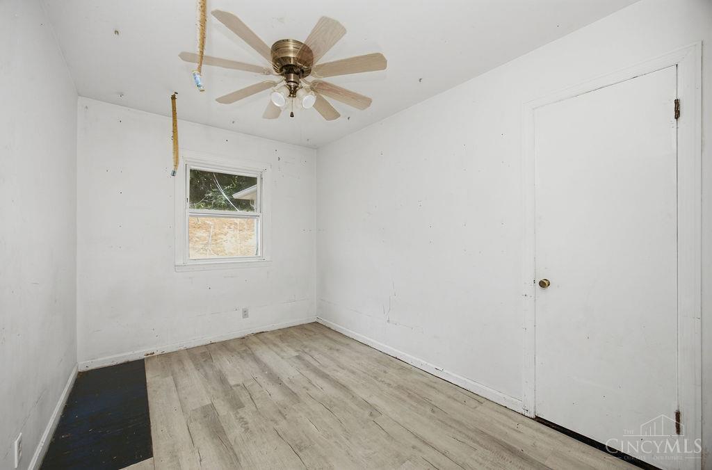 588 Valleyview Drive Property Photo 15