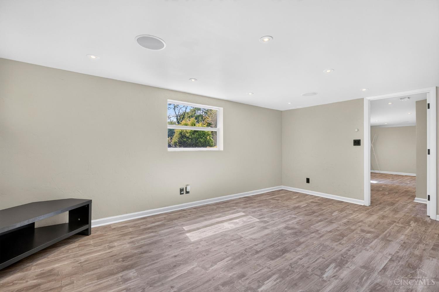 7877 State Road Property Photo 36
