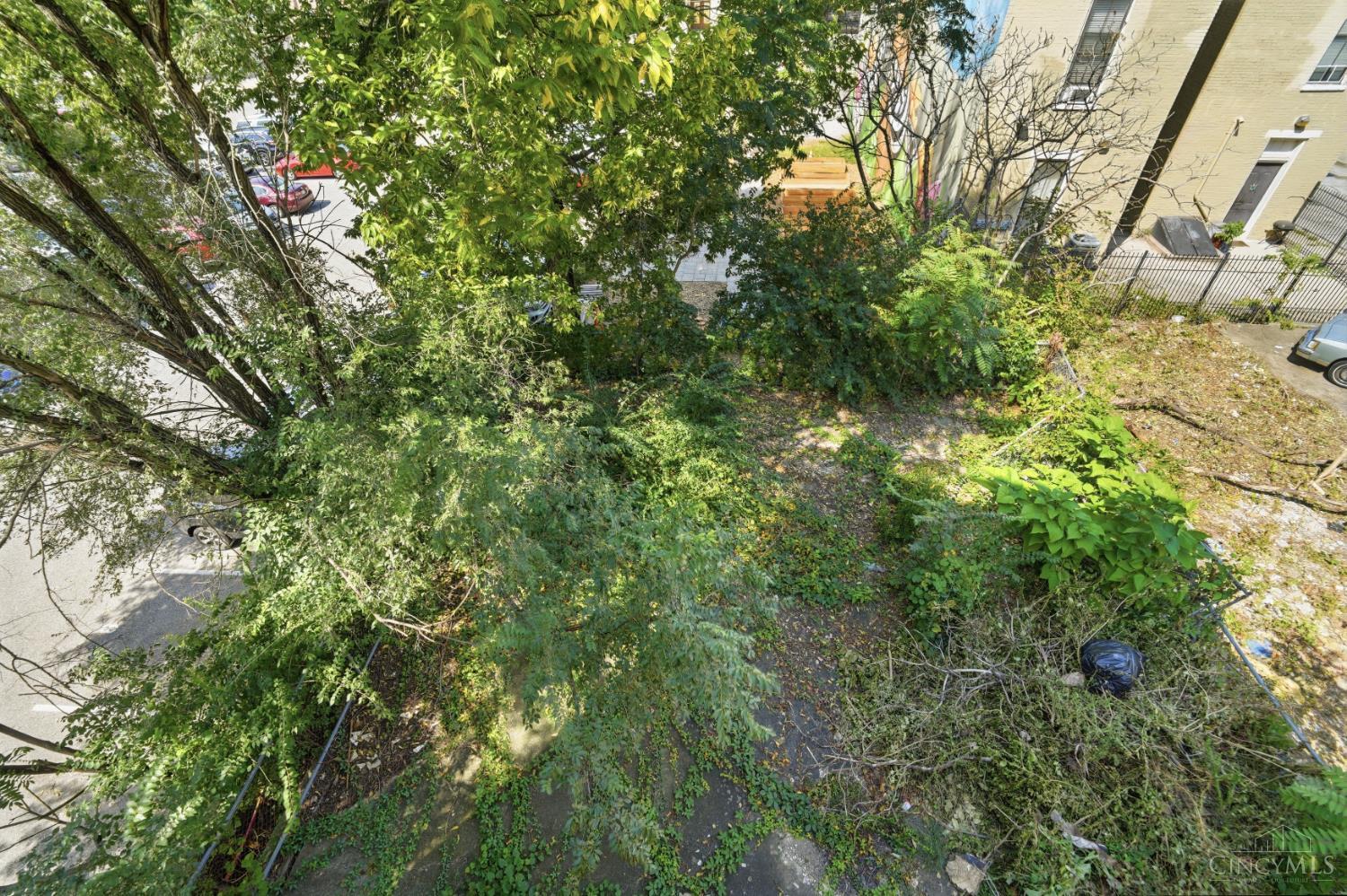 1637 Hughes Street Property Photo 11