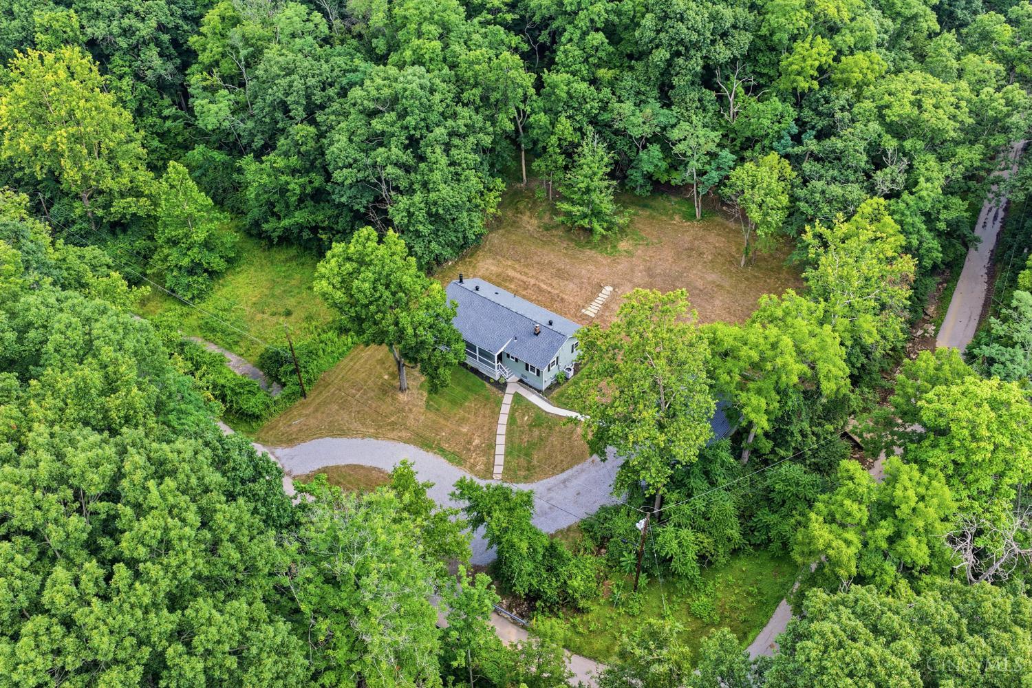 892 Happy Lane Property Photo 3