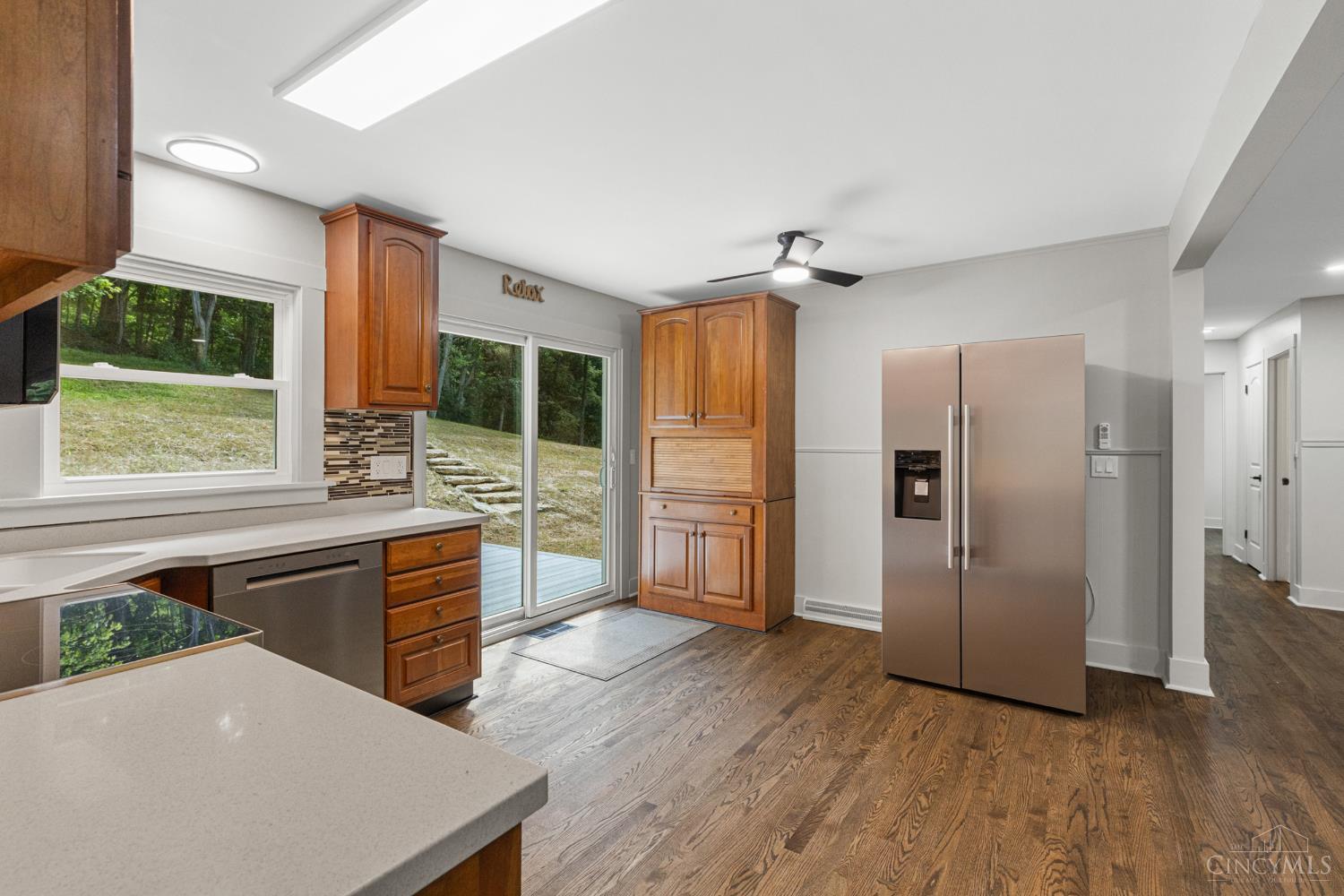 892 Happy Lane Property Photo 11