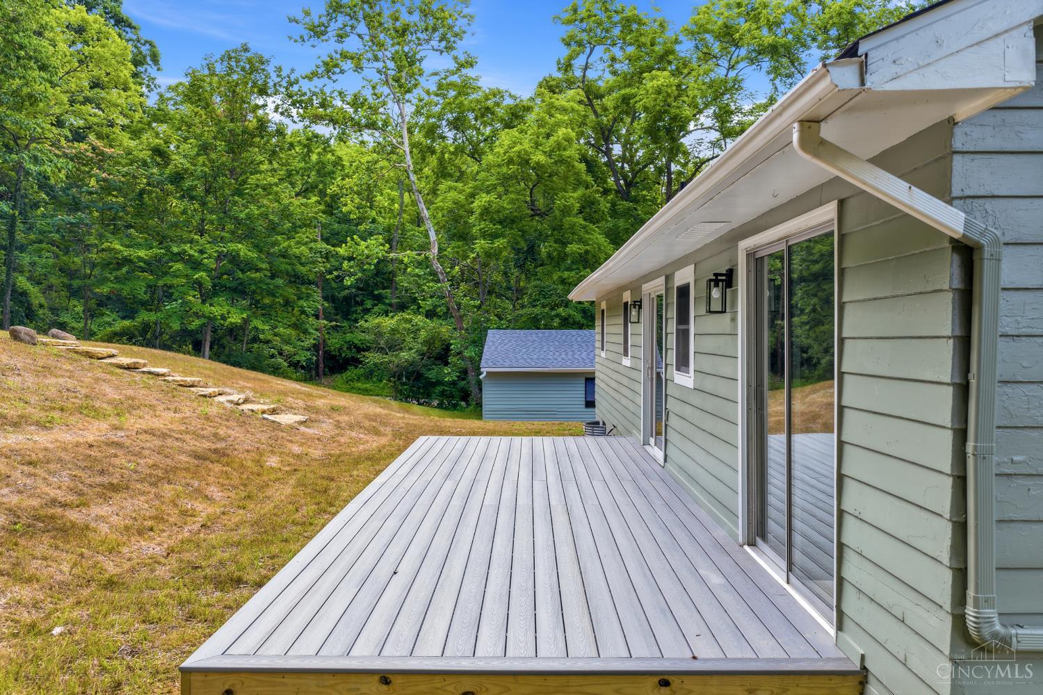 892 Happy Lane Property Photo 38