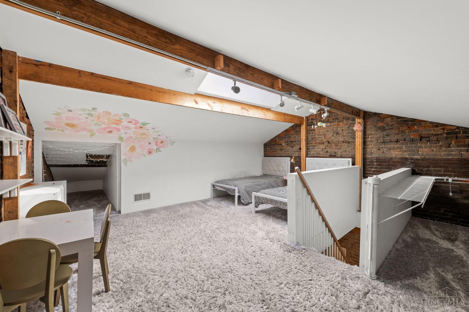 E 16 Thirteenth Street Property Photo 42