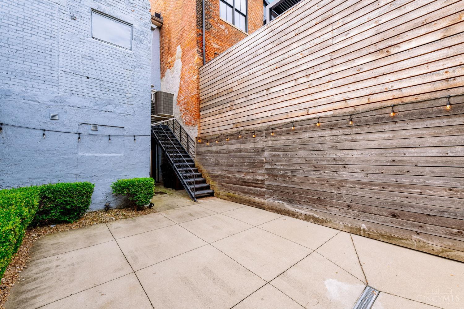 E 16 Thirteenth Street Property Photo 58