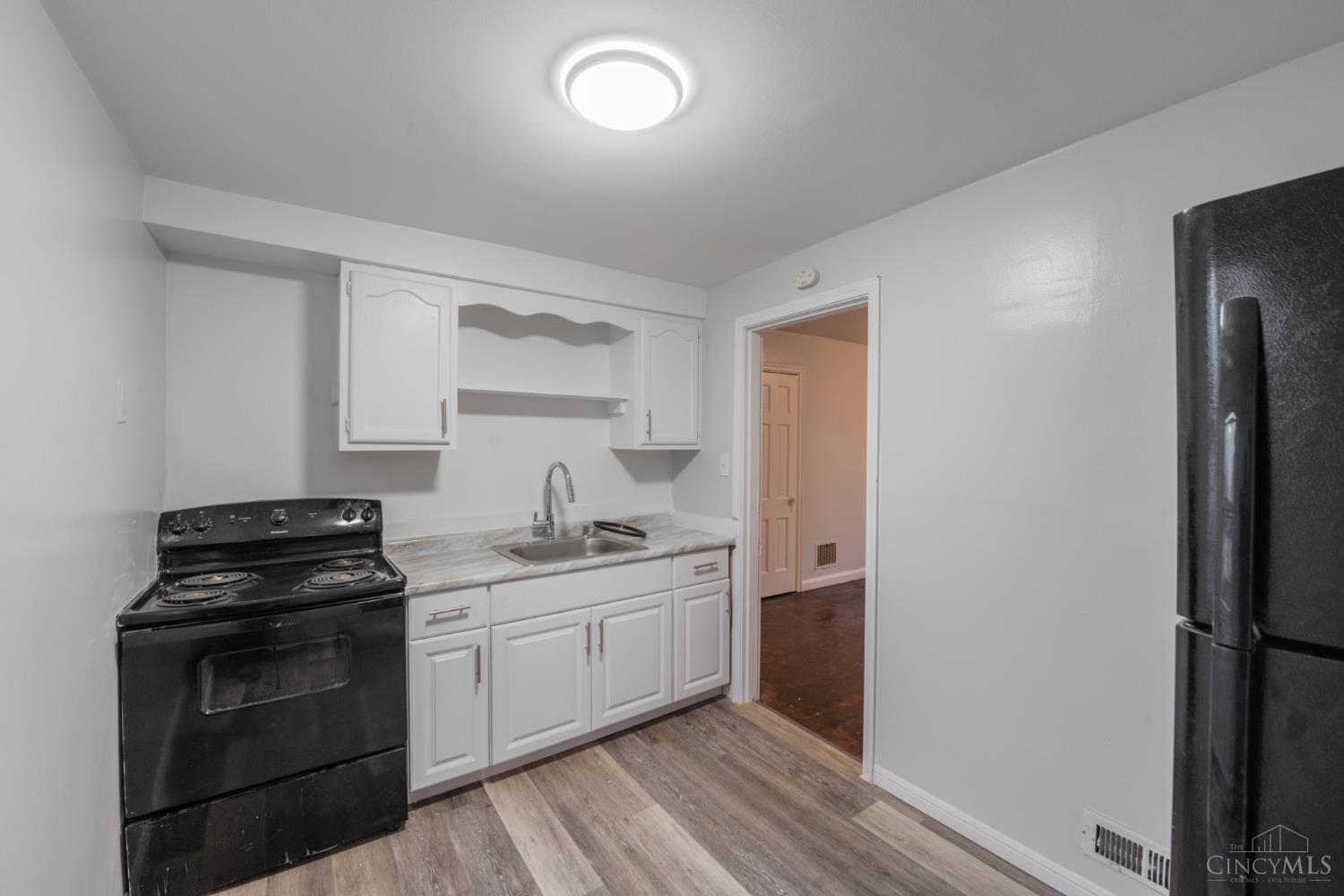 735 Elberon Avenue Property Photo 7