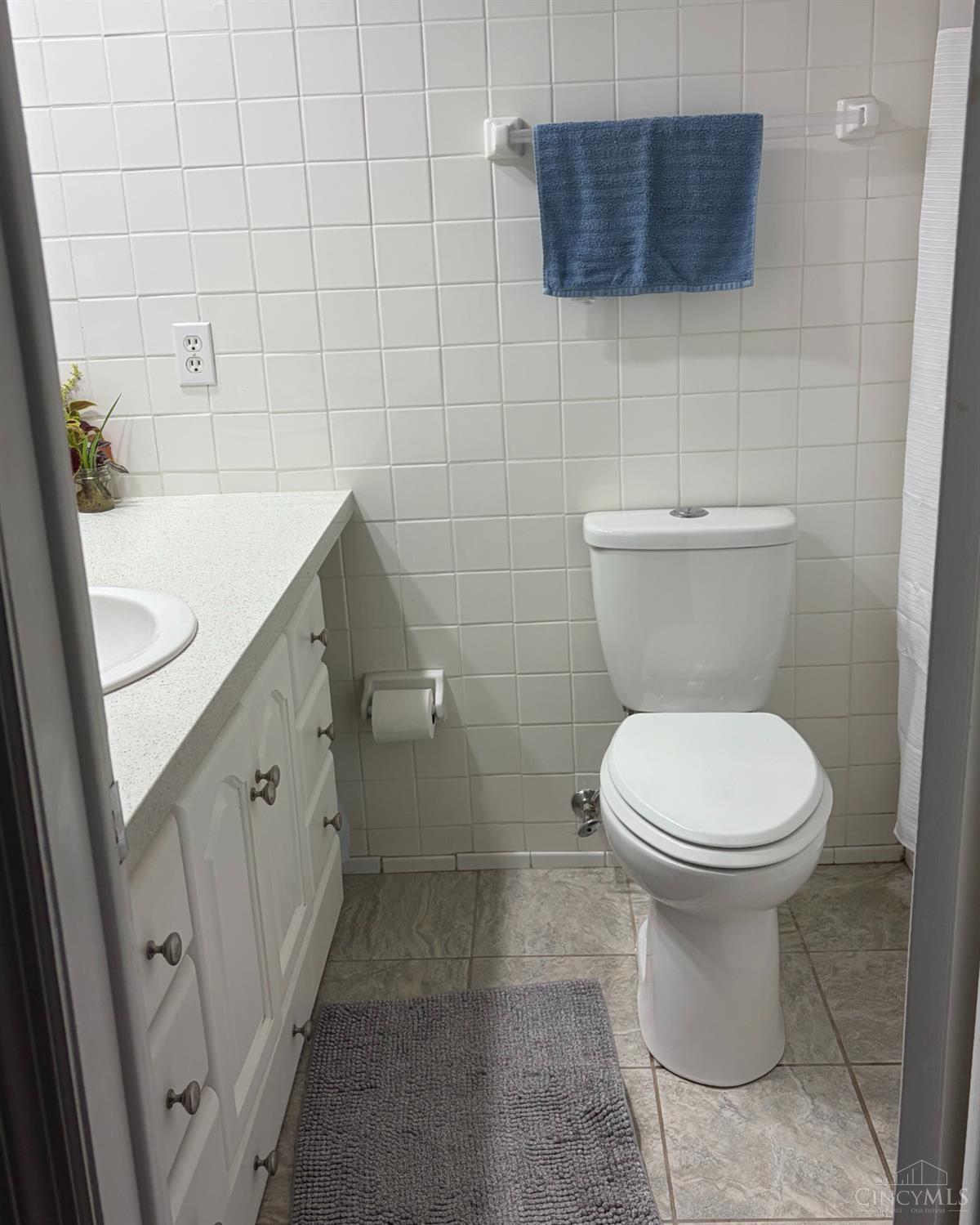 270 Evergreen Drive Property Photo 32