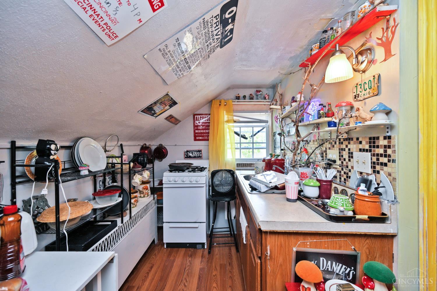 333 Stanley Avenue Property Photo 31