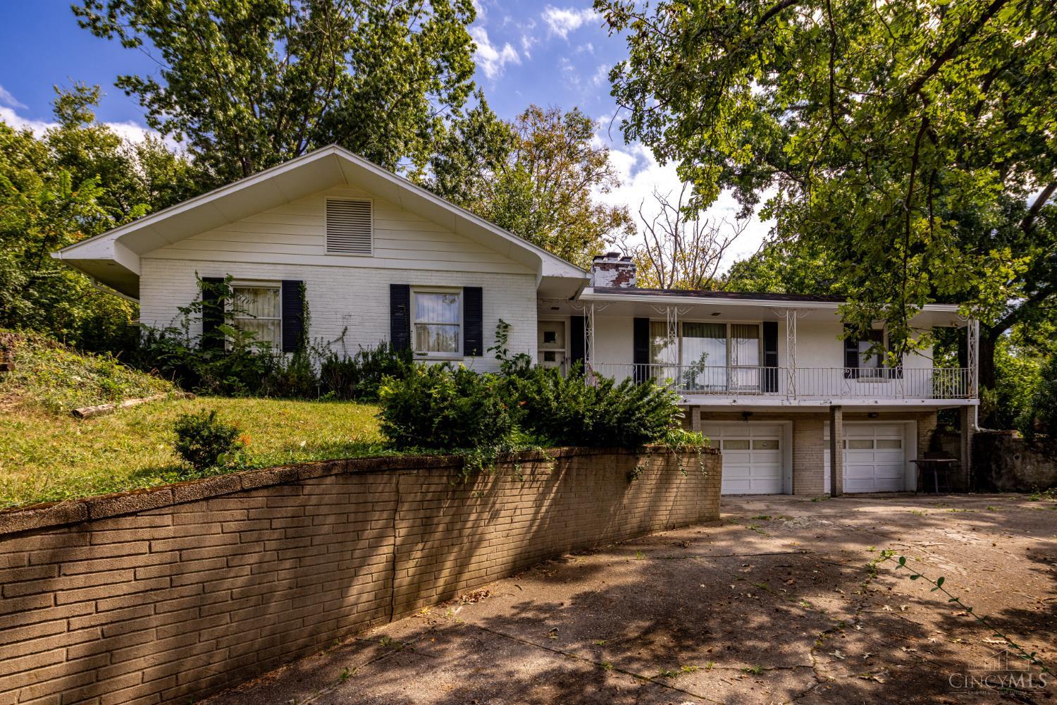 66 Windsor Drive Property Photo 1