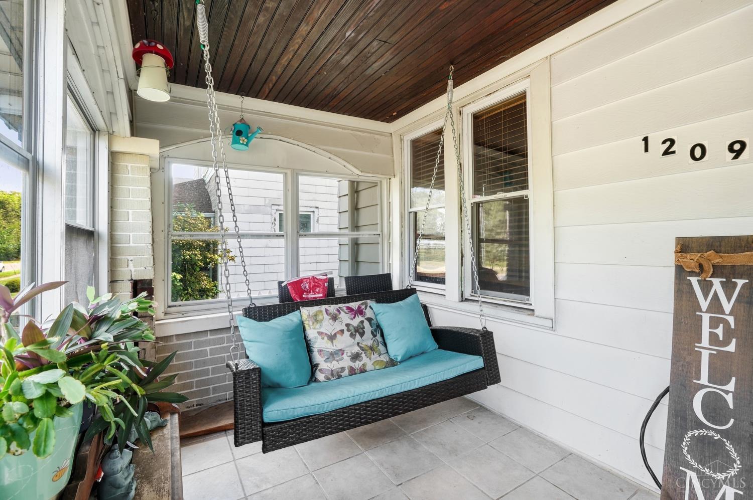 1209 Joe Nuxhall Boulevard Property Photo 2