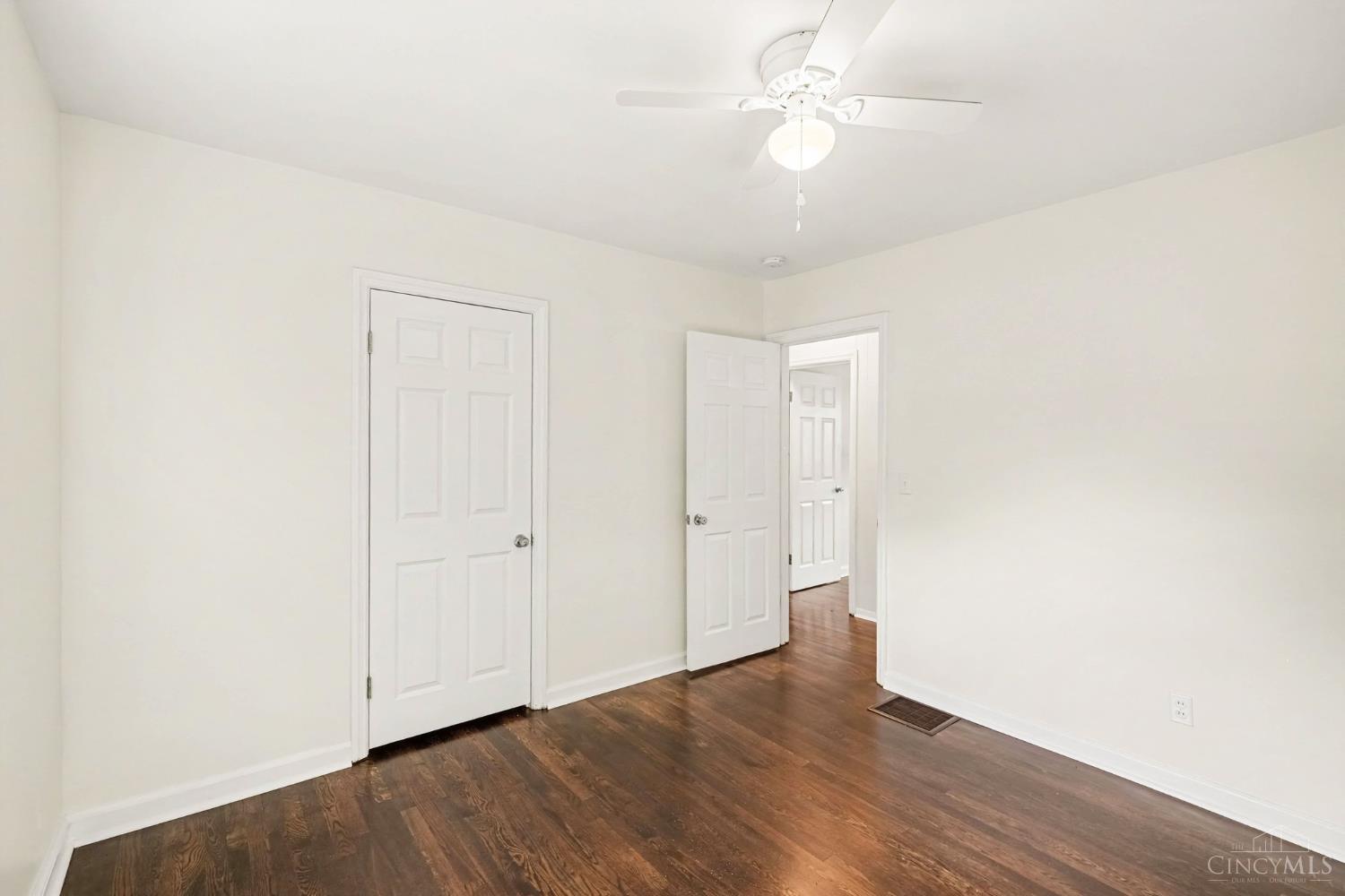 2837 Sheldon Avenue Property Photo 15