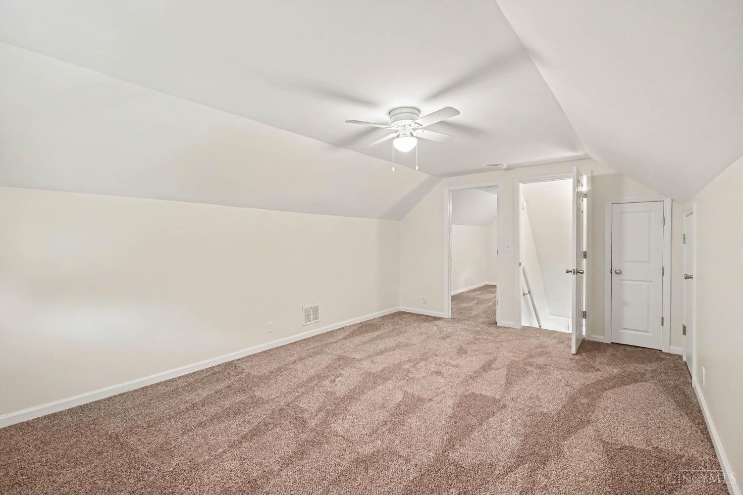2837 Sheldon Avenue Property Photo 16