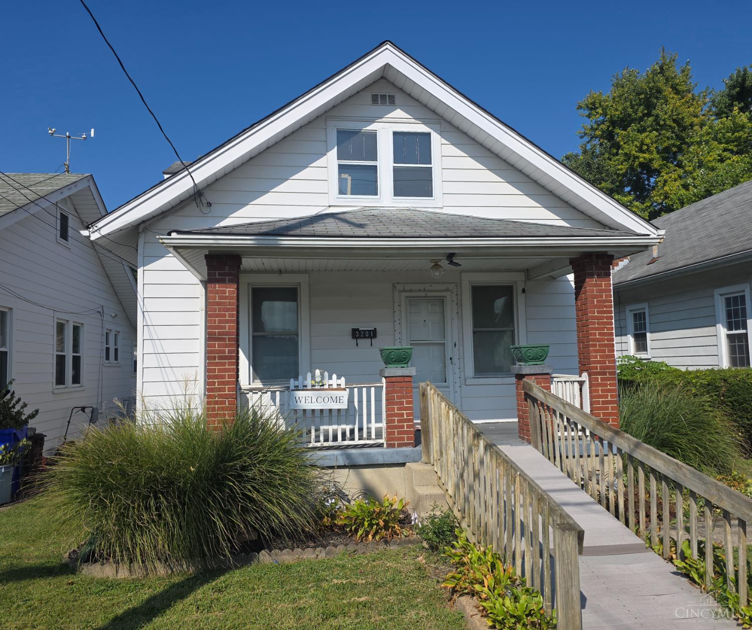 3201 Benninghofen Avenue Property Photo 1