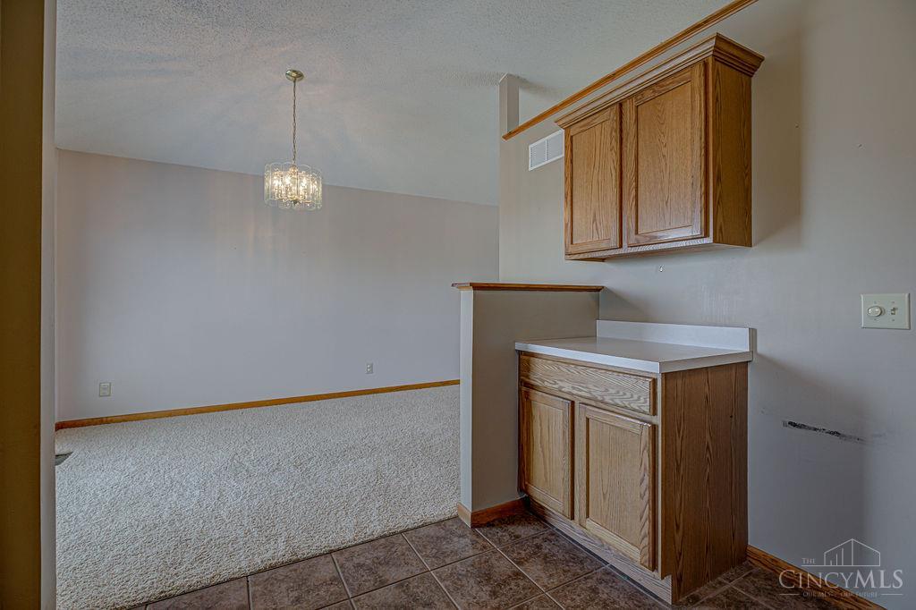 40 Thornhill Drive Property Photo 11