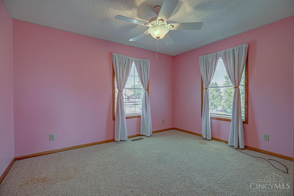 40 Thornhill Drive Property Photo 15