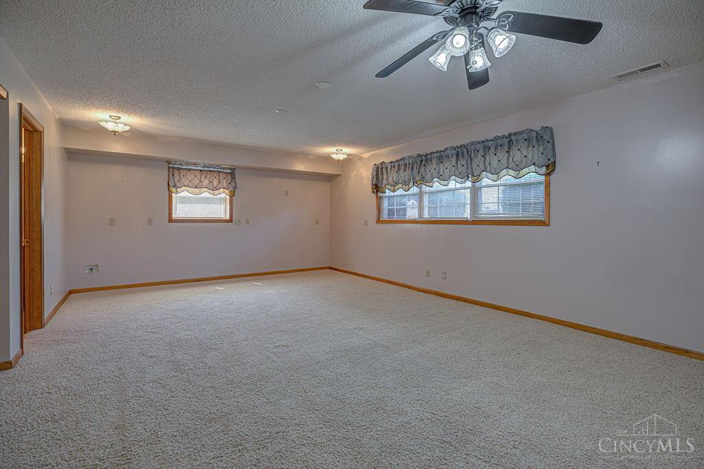 40 Thornhill Drive Property Photo 20