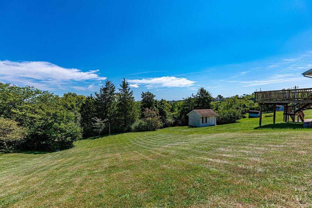 40 Thornhill Drive Property Photo 28