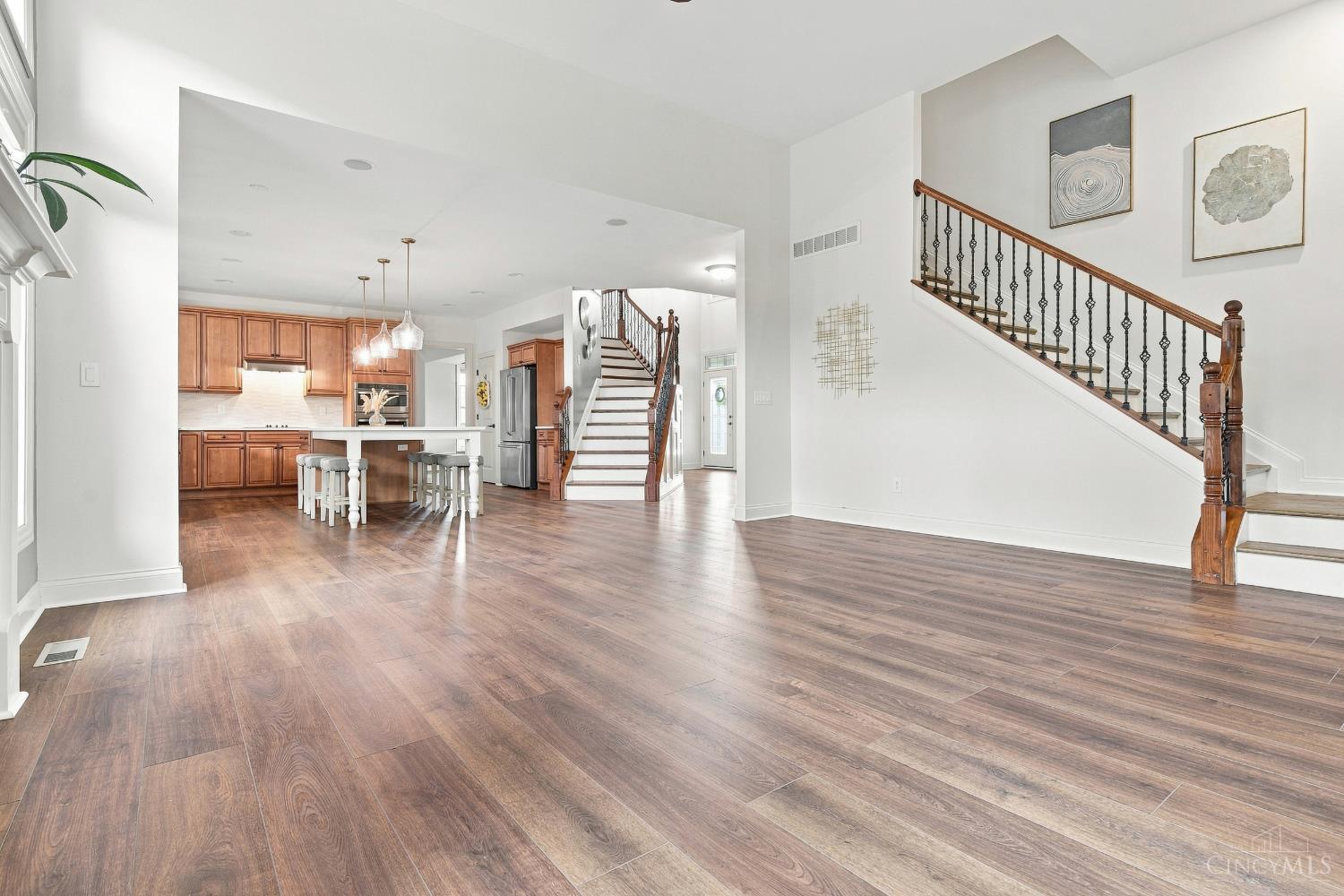 5793 Ferdinand Drive Property Photo 14