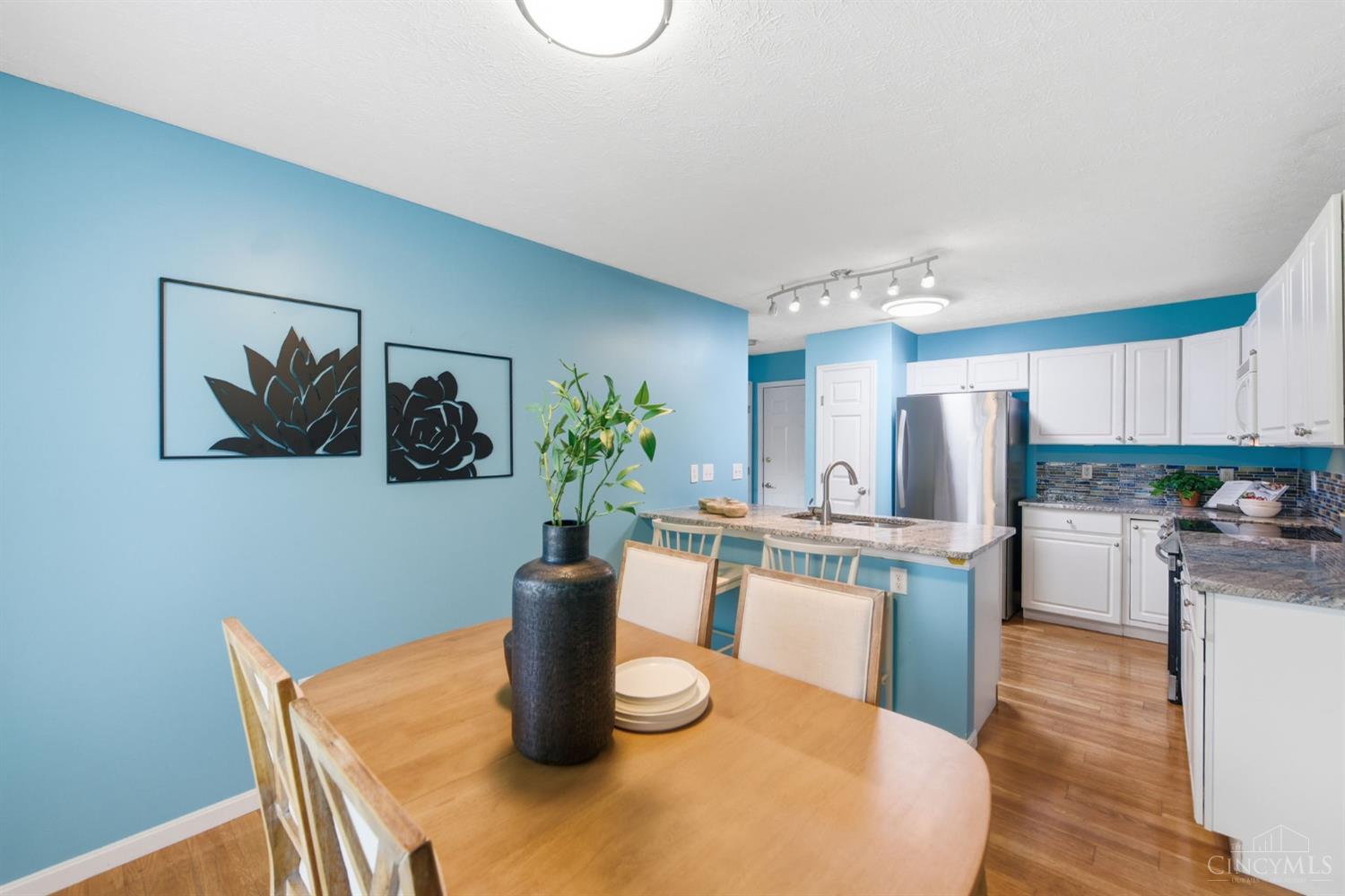 6433 Eagleview Drive Property Photo 15