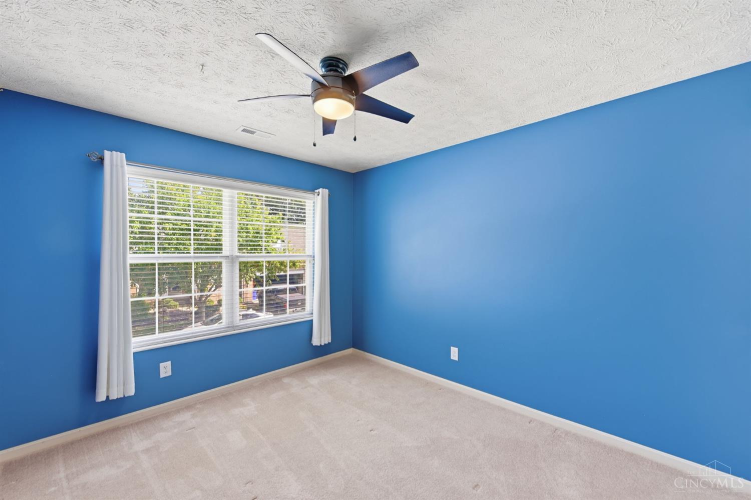 6433 Eagleview Drive Property Photo 23
