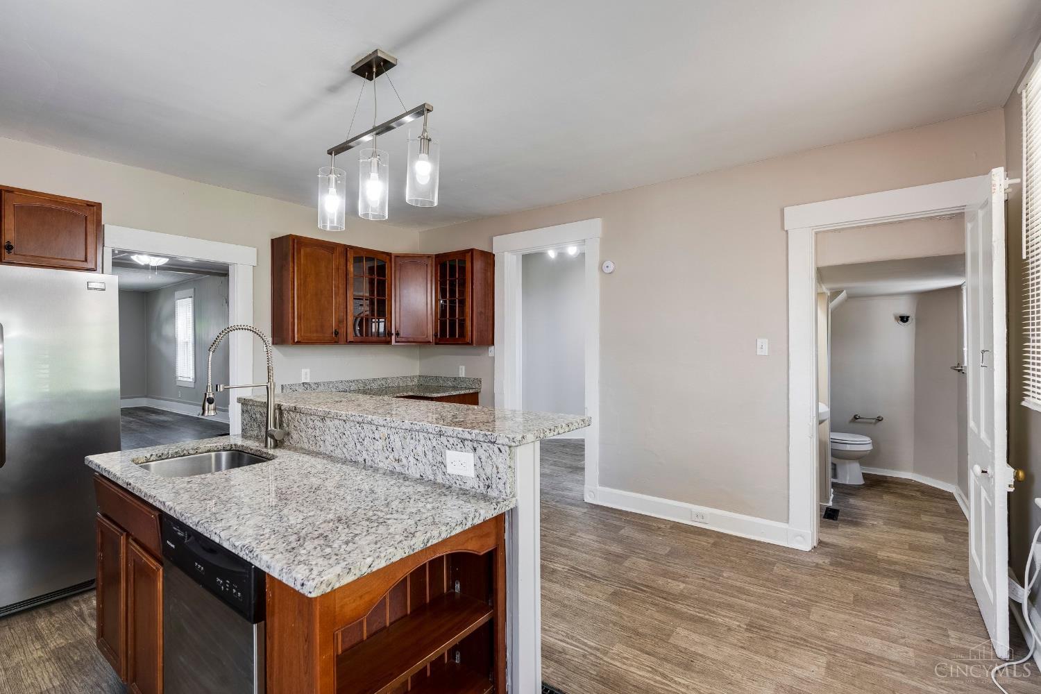 3715 Drake Avenue Property Photo 15