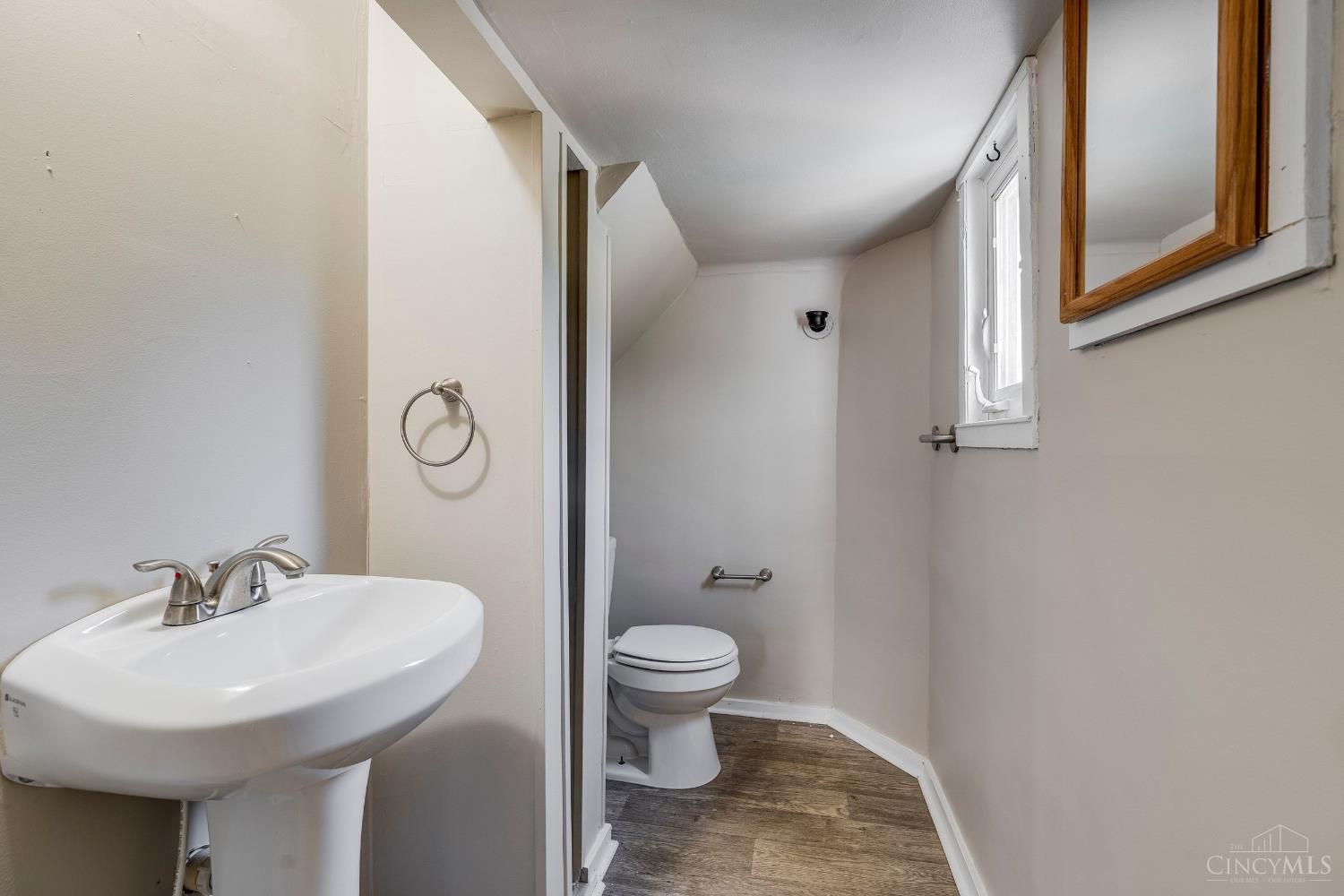 3715 Drake Avenue Property Photo 16