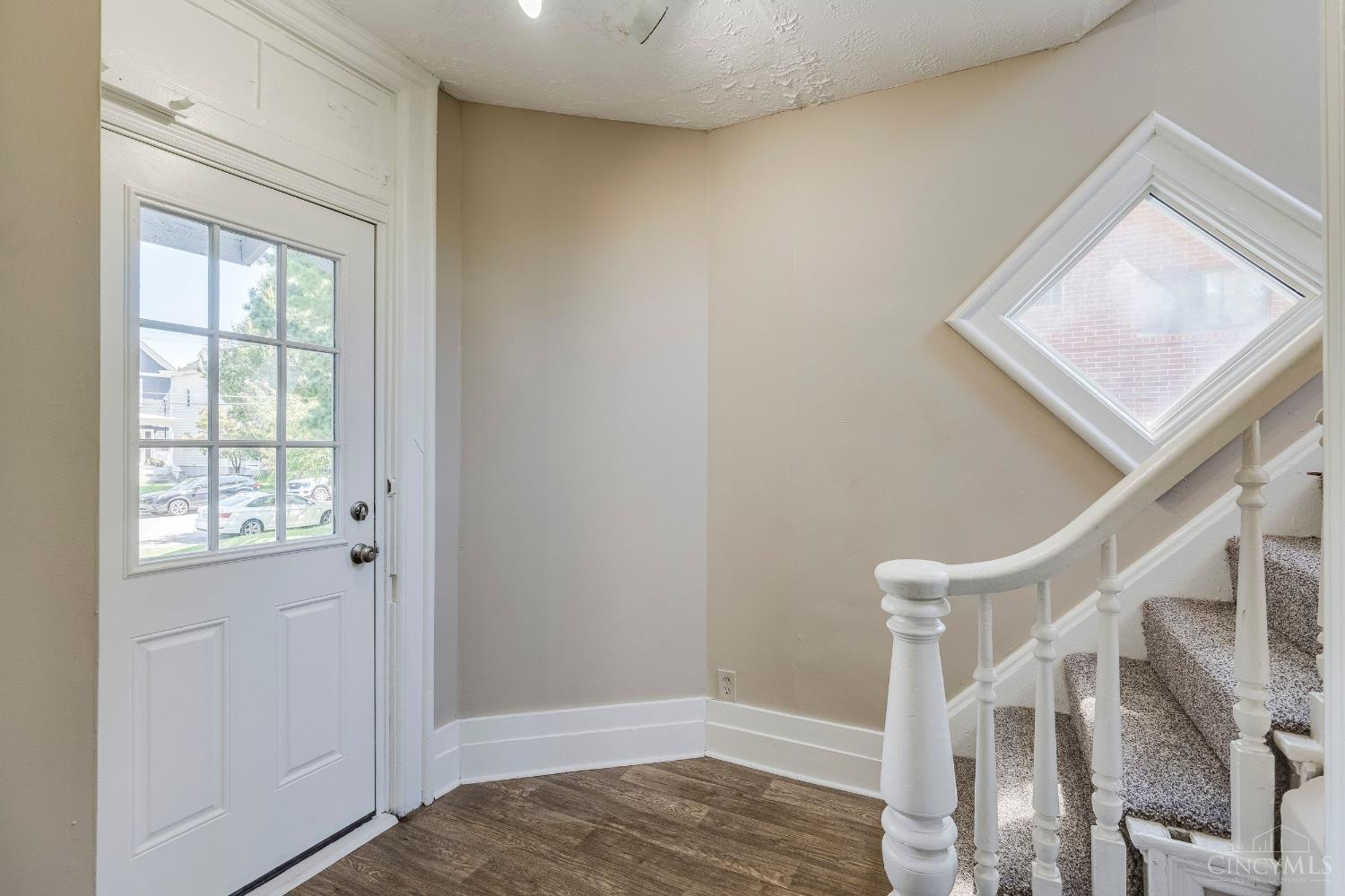3715 Drake Avenue Property Photo 18