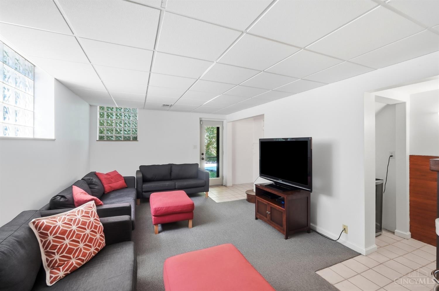 2898 Temple Avenue Property Photo 40