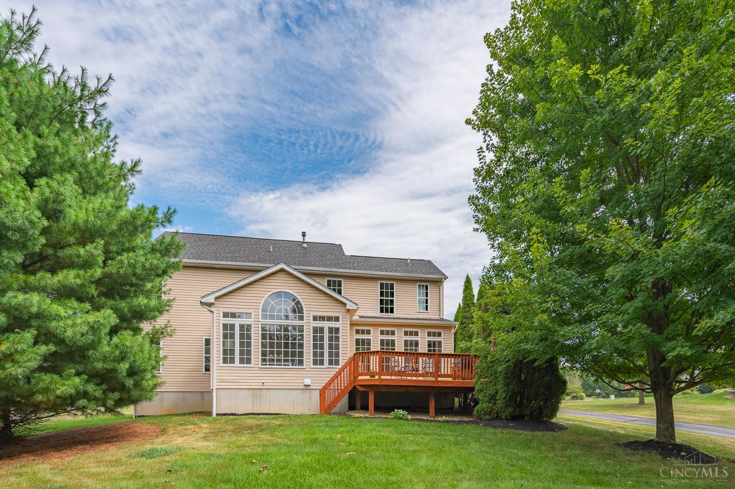 5360 White Farm Boulevard Property Photo 6