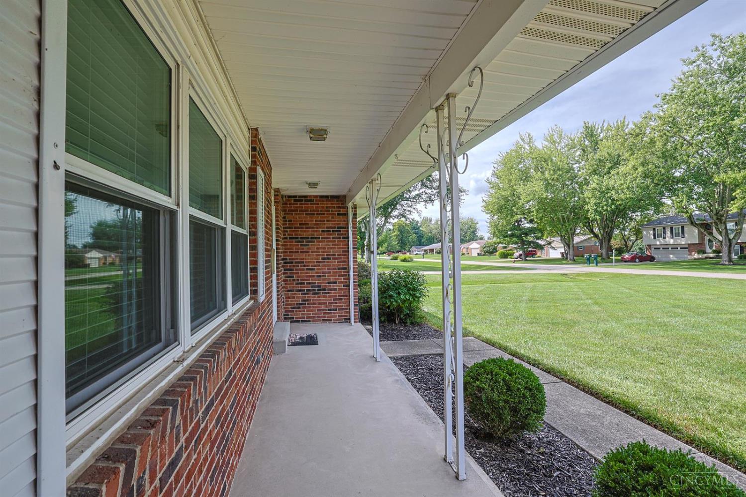 3692 Crestview Avenue Property Photo 3