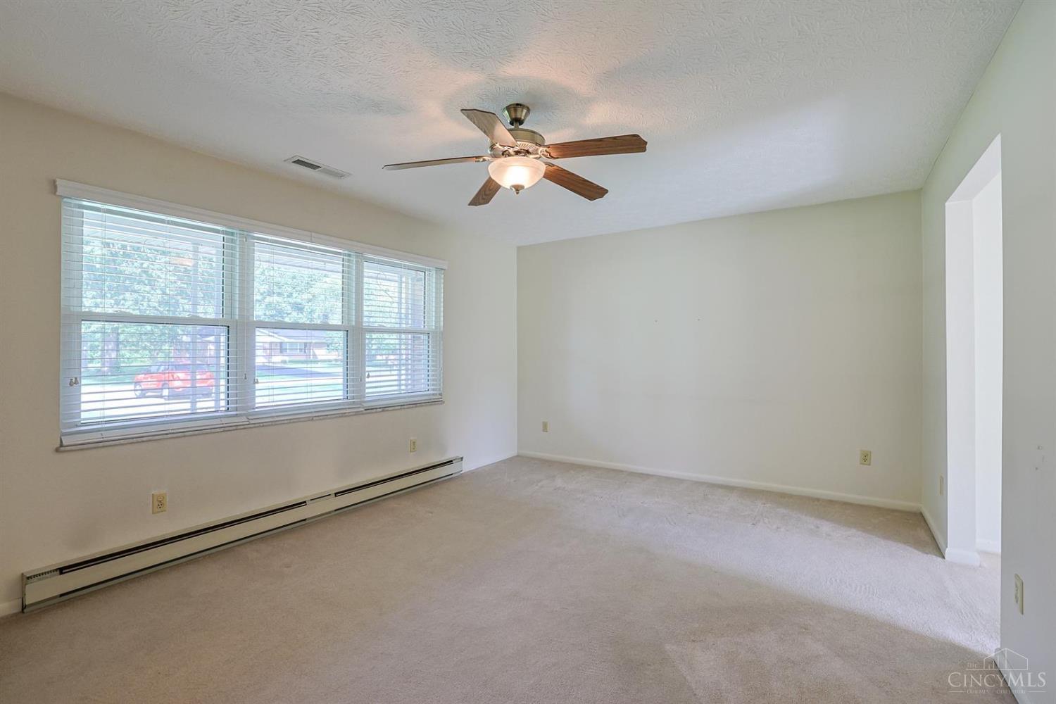 3692 Crestview Avenue Property Photo 8