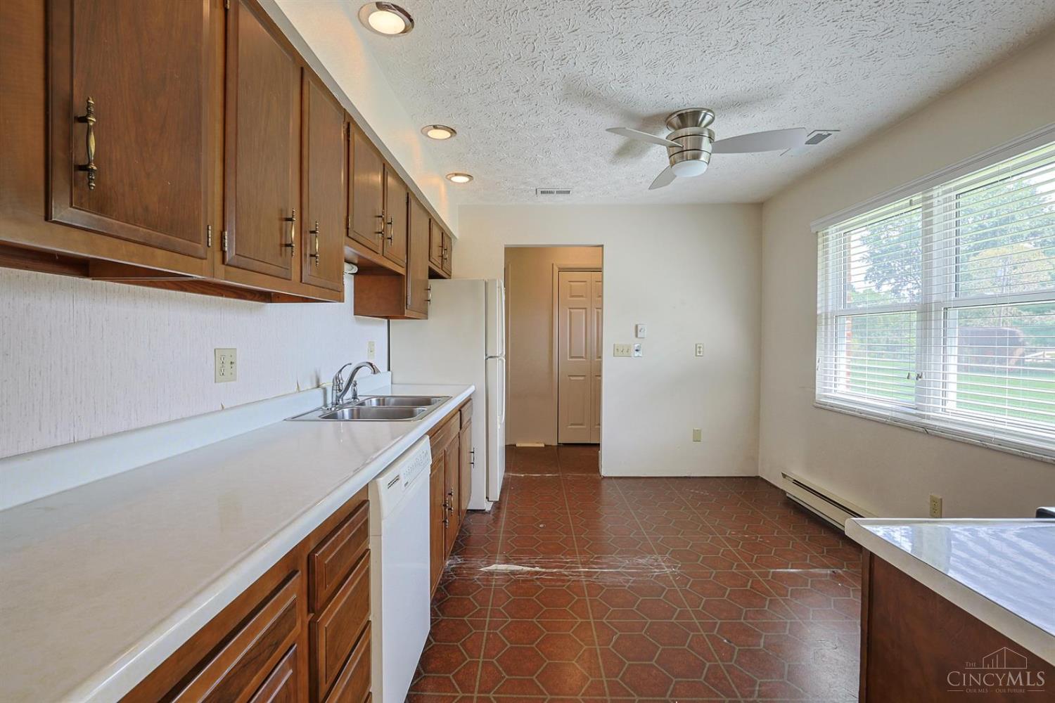 3692 Crestview Avenue Property Photo 15