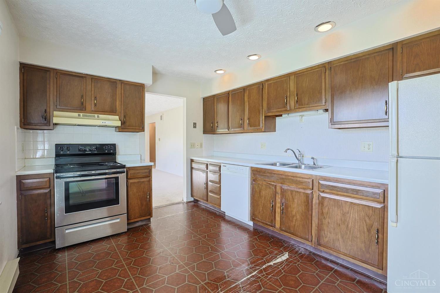 3692 Crestview Avenue Property Photo 16