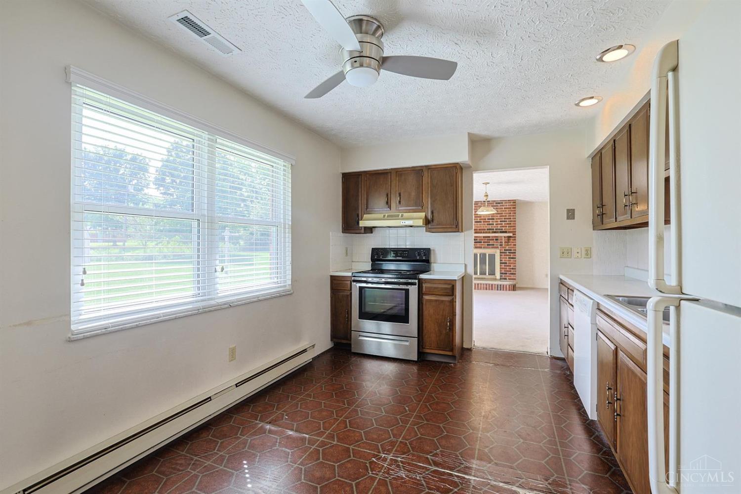 3692 Crestview Avenue Property Photo 18
