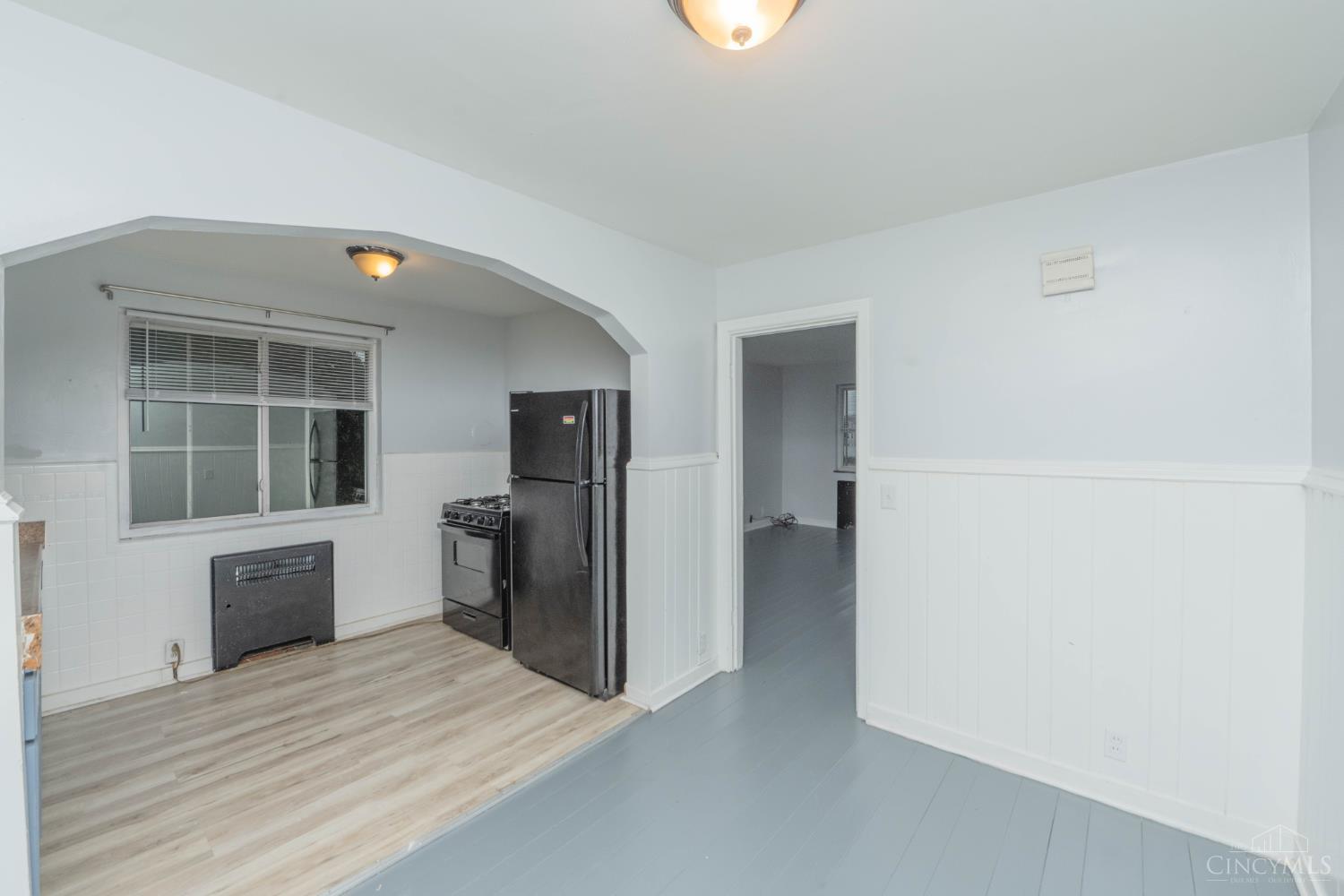 7169 Reading Road Property Photo 5