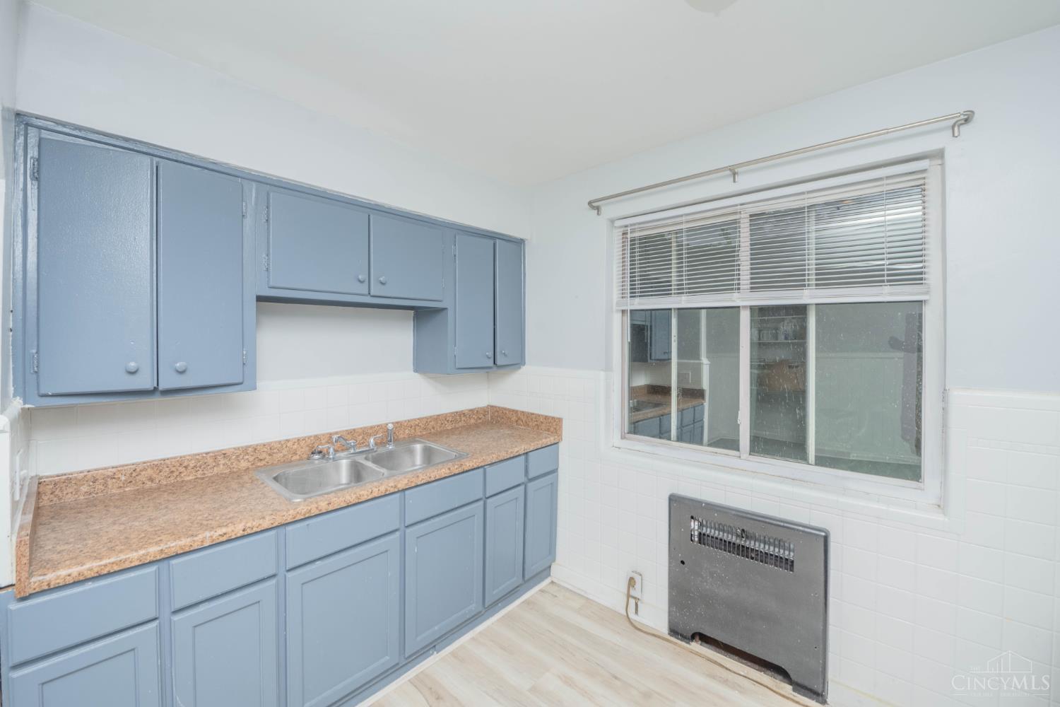 7169 Reading Road Property Photo 7