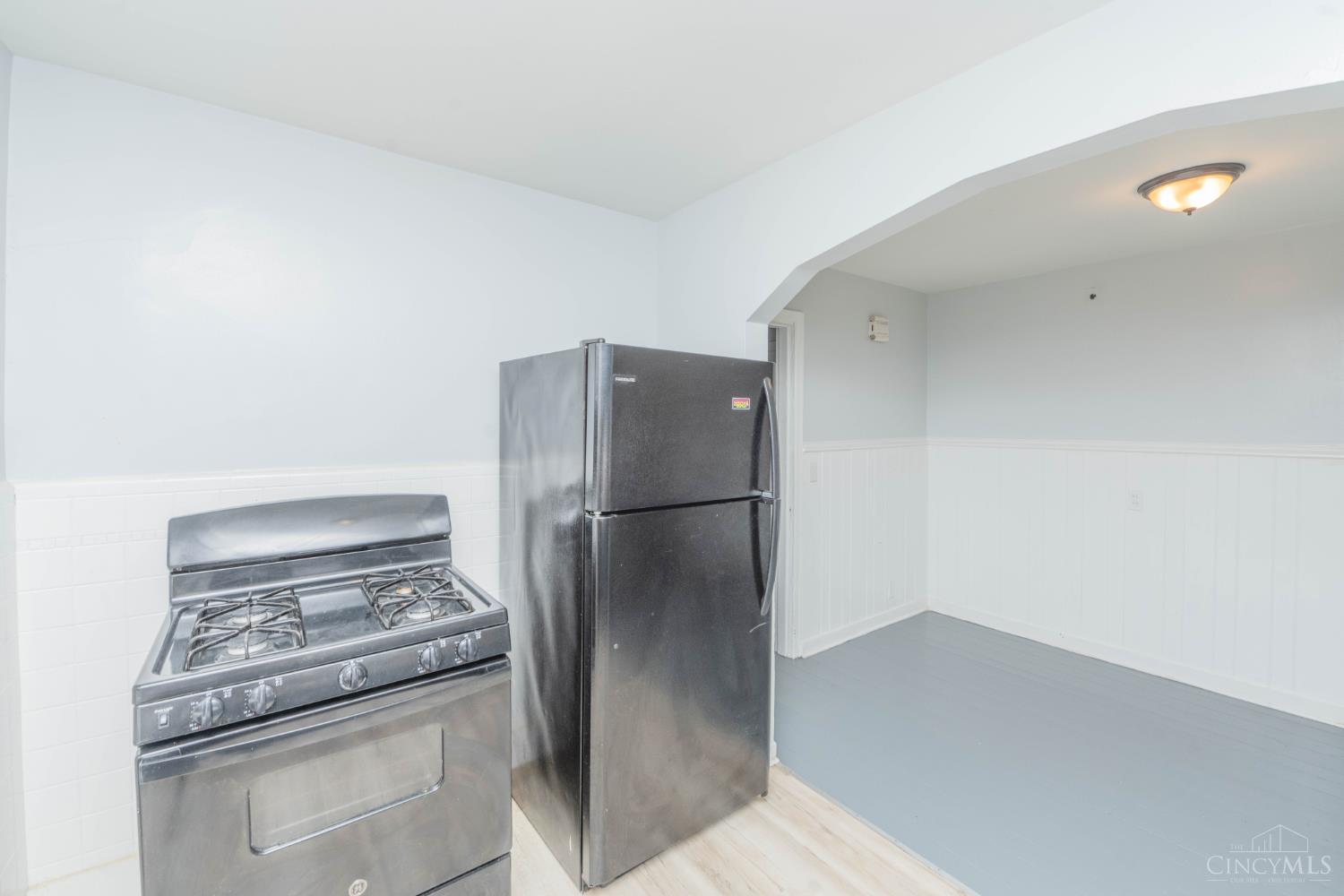 7169 Reading Road Property Photo 8