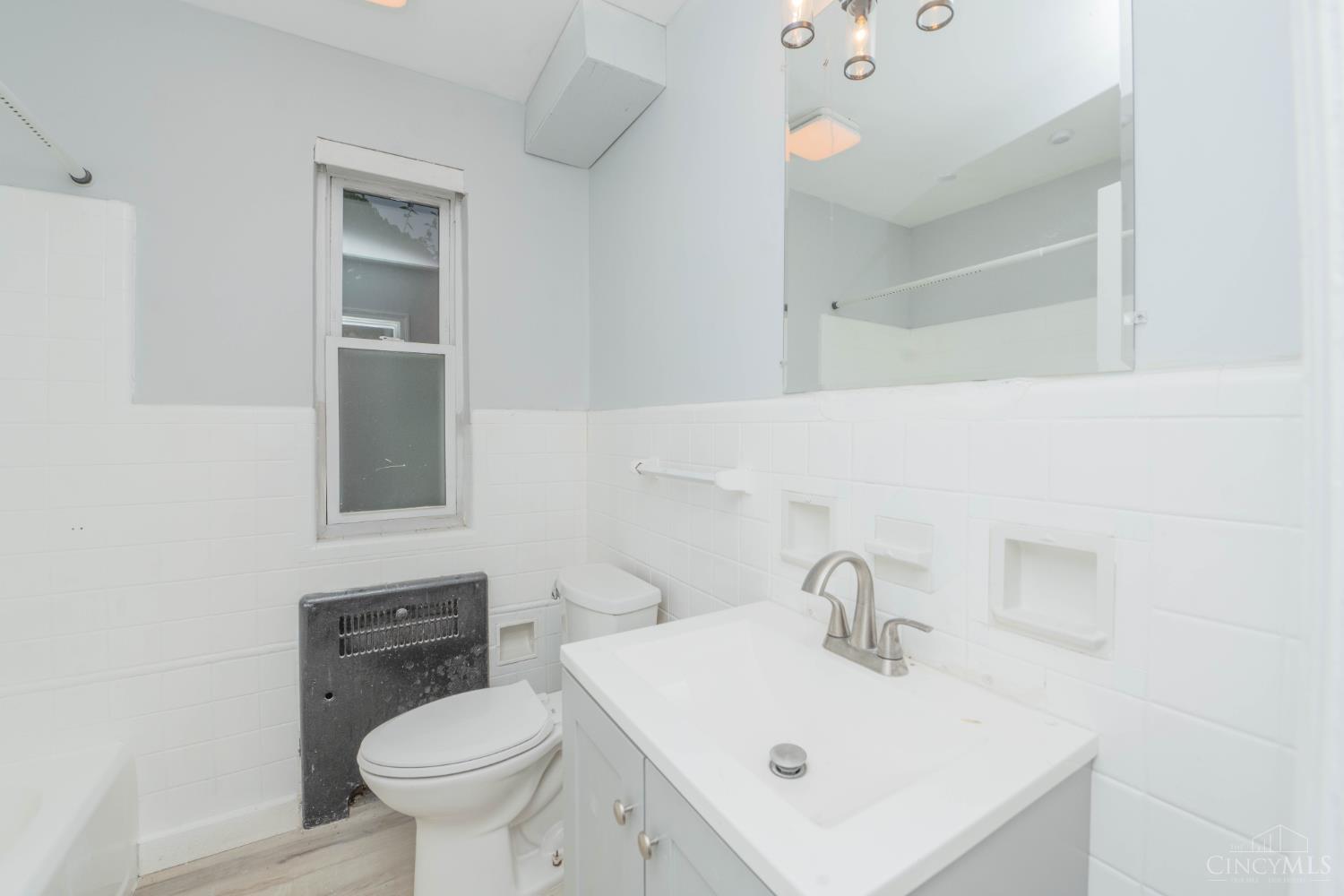7169 Reading Road Property Photo 10