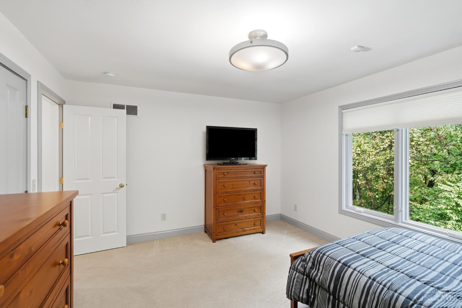 970 River Forest Drive Property Photo 26