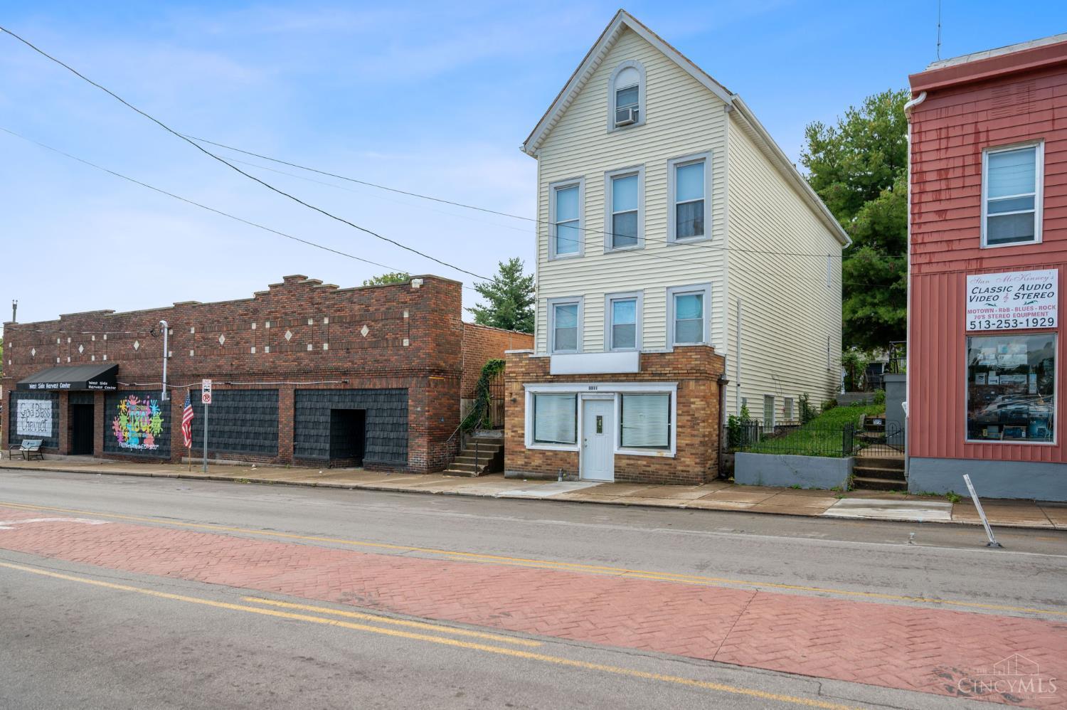 3311 Harrison Avenue Property Photo 2